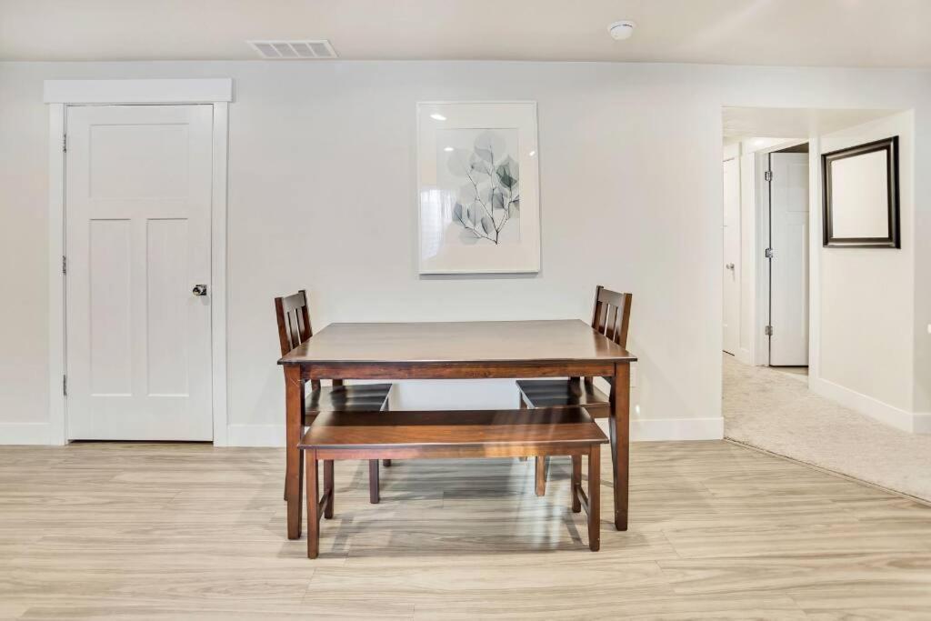 New Furnished 2Bd Apt! Great For Long Stays Vineyard Exteriér fotografie